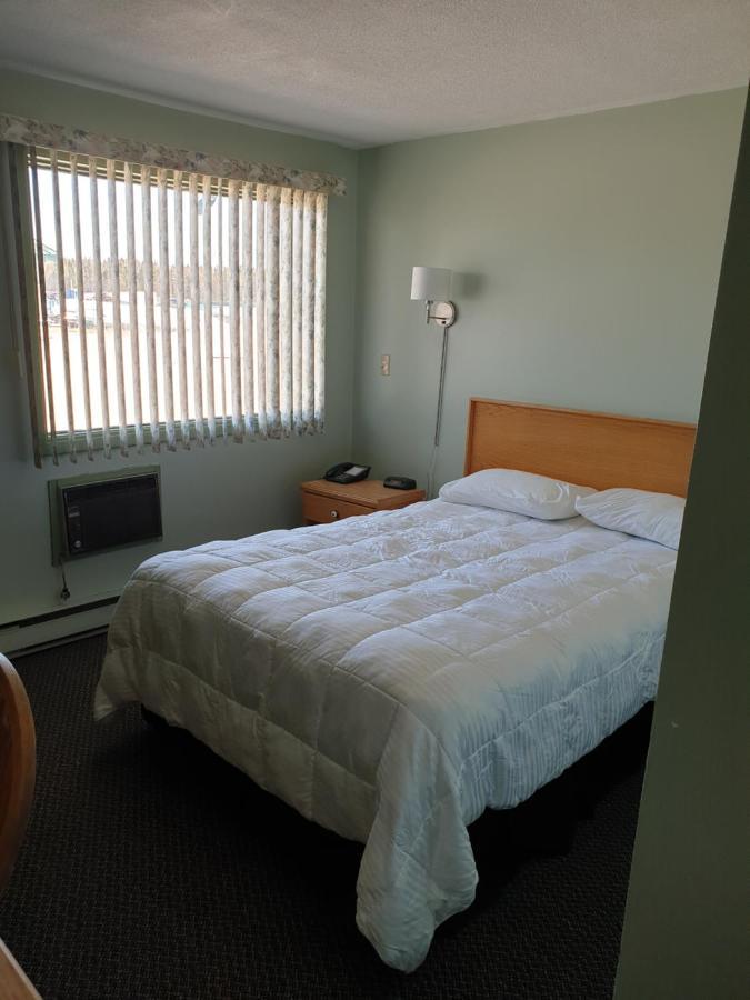 Chimo Motel Cochrane Ngoại thất bức ảnh